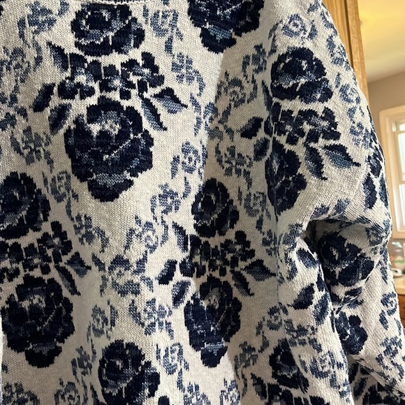 Crochet & Floral Comfy Sweater - Picture 6 of 7